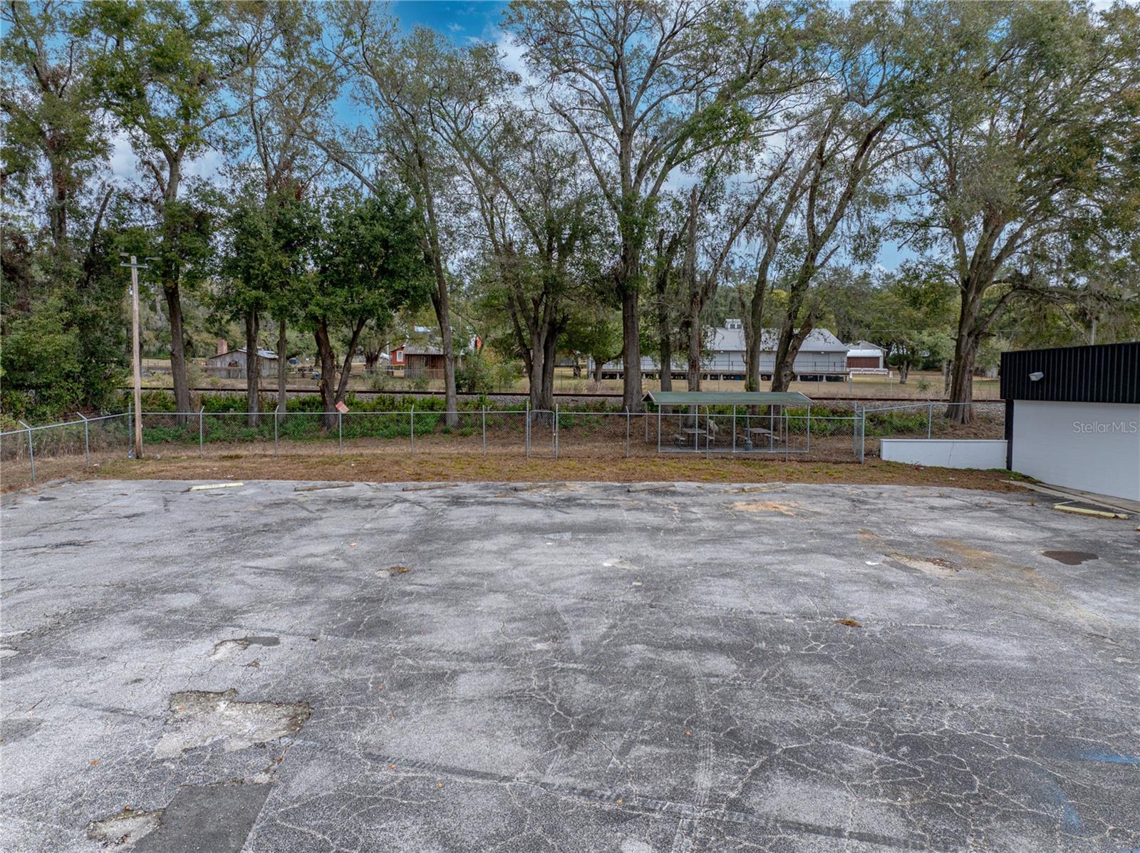 15552 Us Highway 301 Property Photo 2