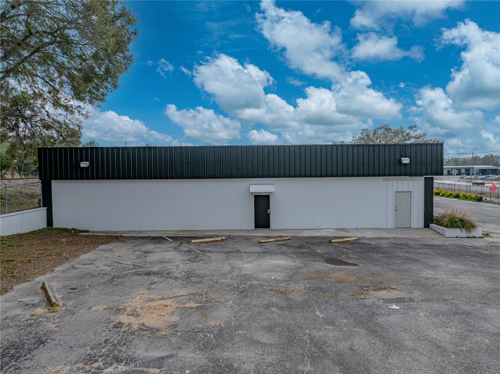 15552 Us Highway 301 Property Photo 4
