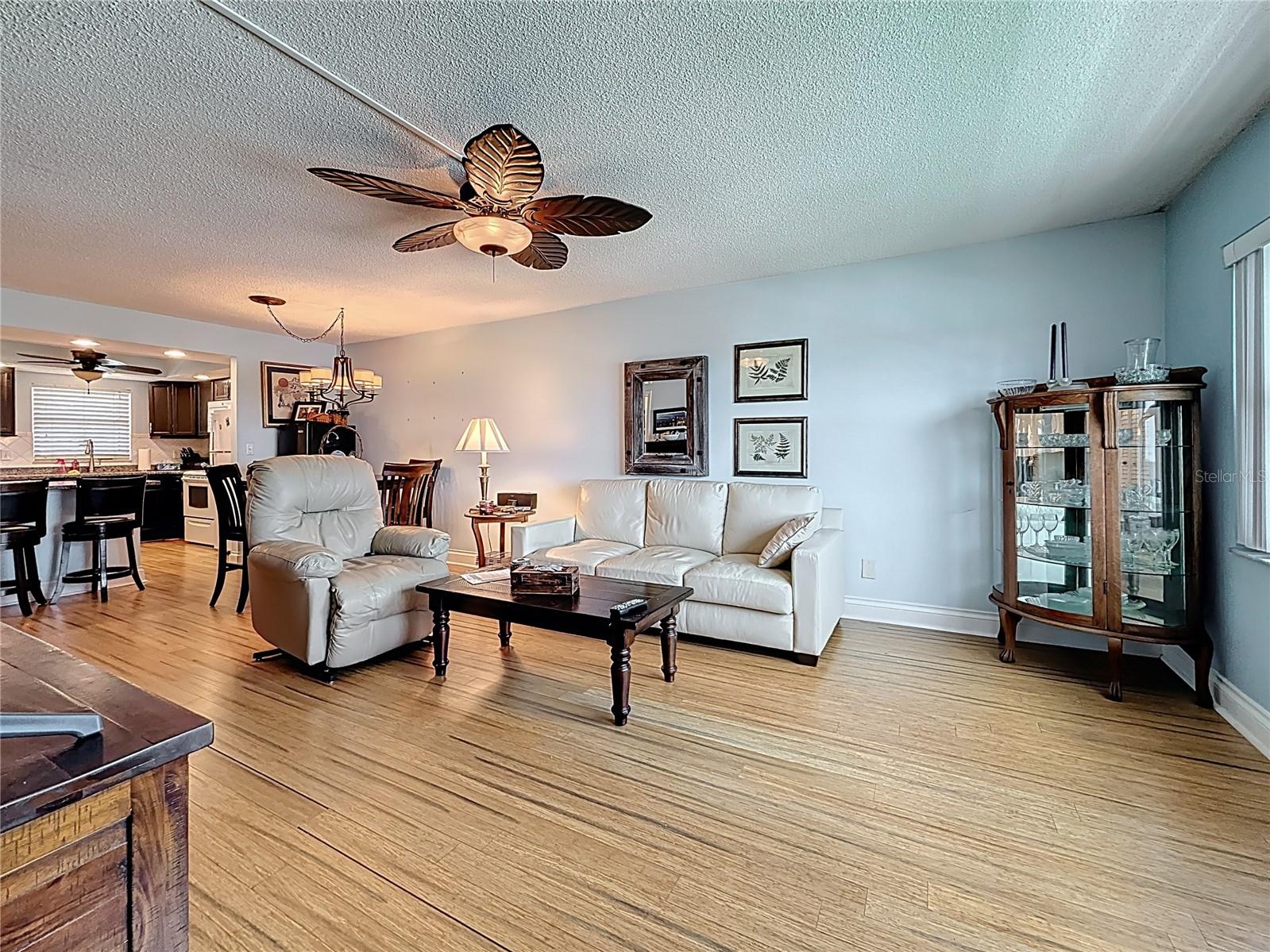 4725 Cove Circle #908 Property Photo 21