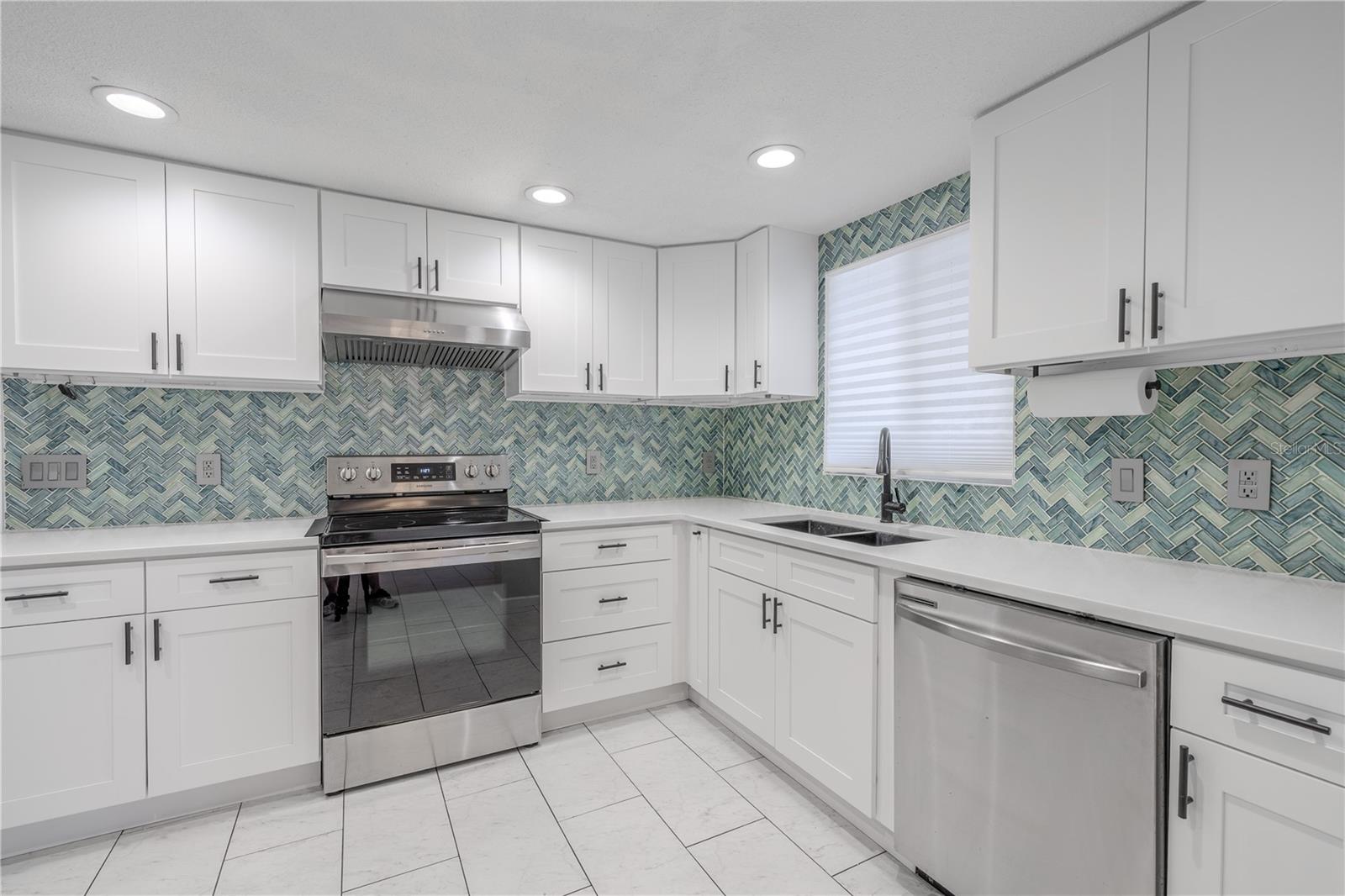 3145 Domino Dr Property Photo 12