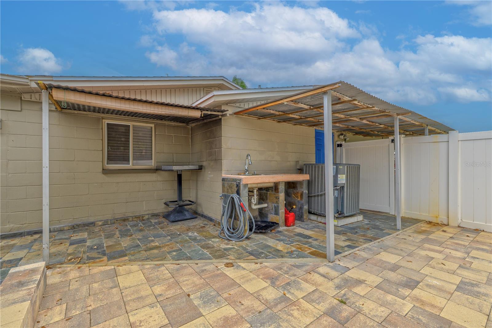 3145 Domino Dr Property Photo 32