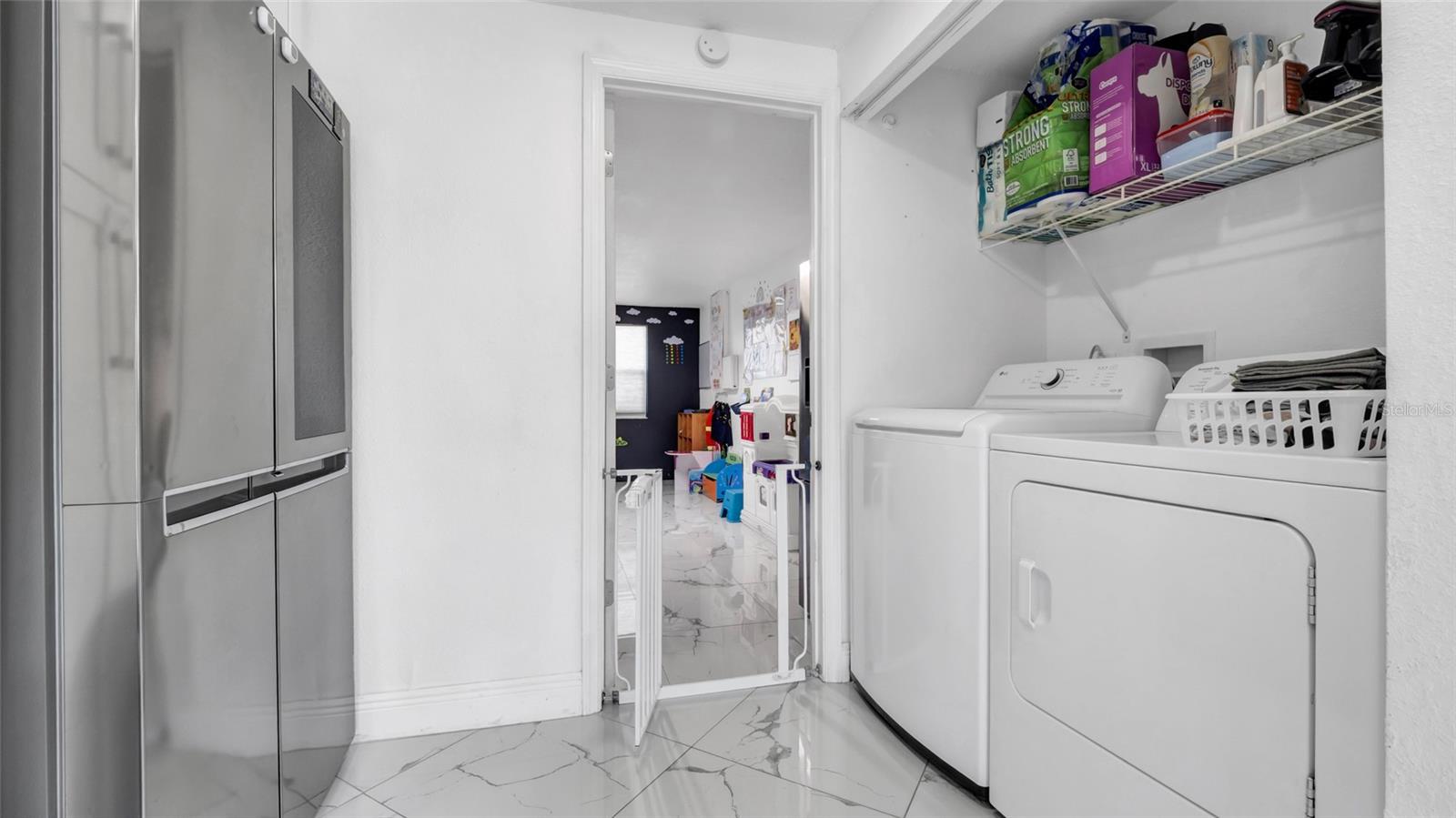 12416 Queensland Ln Property Photo 15
