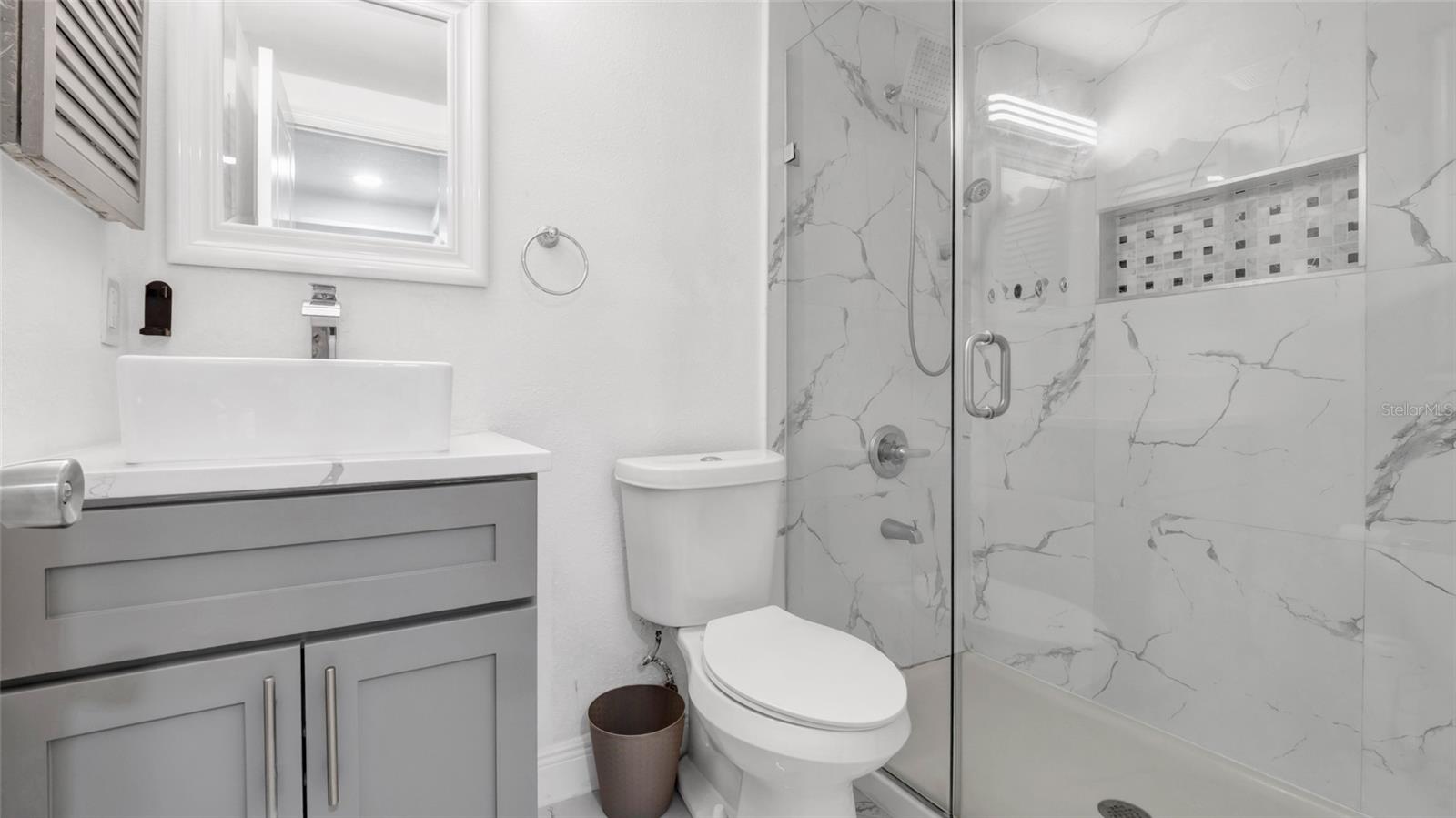 12416 Queensland Ln Property Photo 21