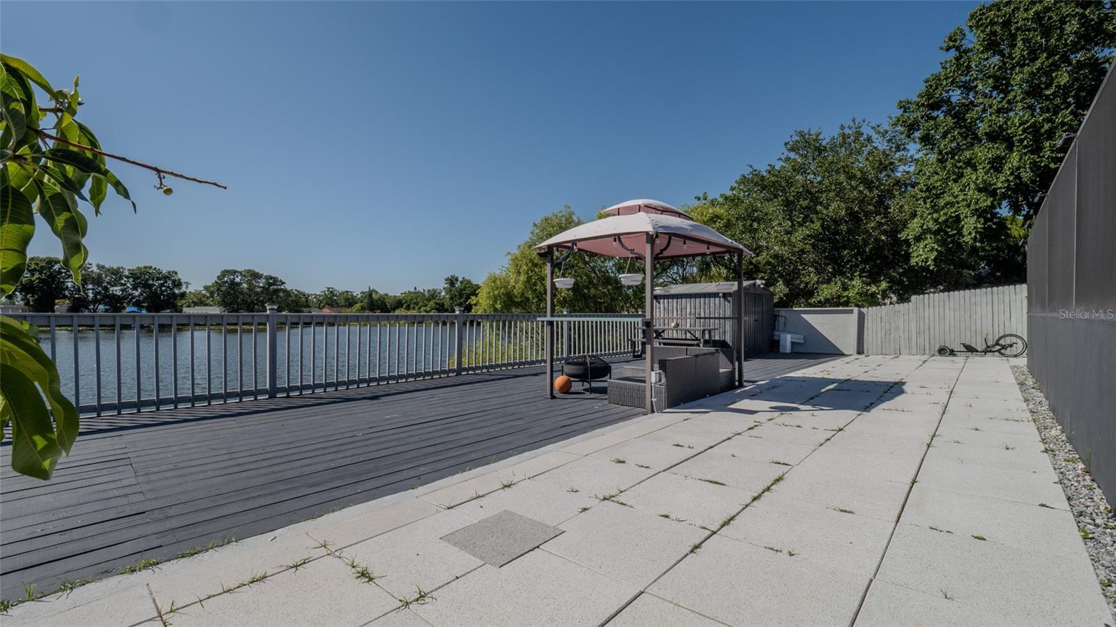 12416 Queensland Ln Property Photo 36