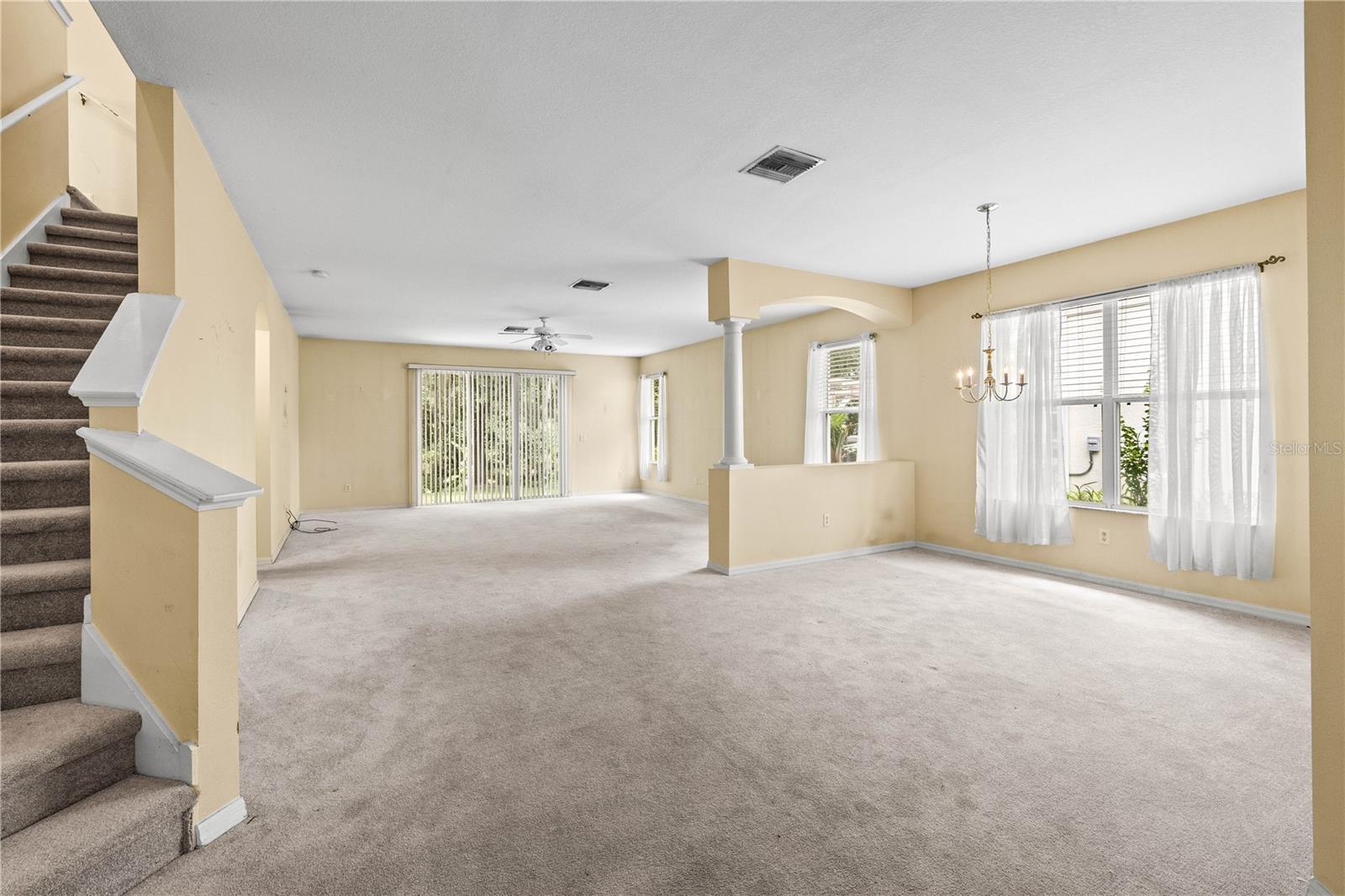 27353 Edenfield Dr Property Photo 4