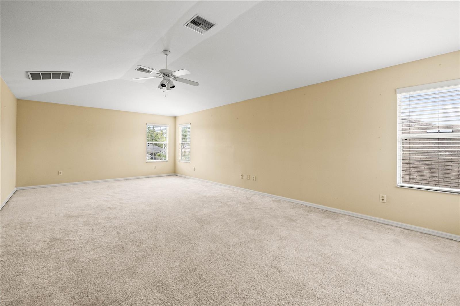 27353 Edenfield Dr Property Photo 14