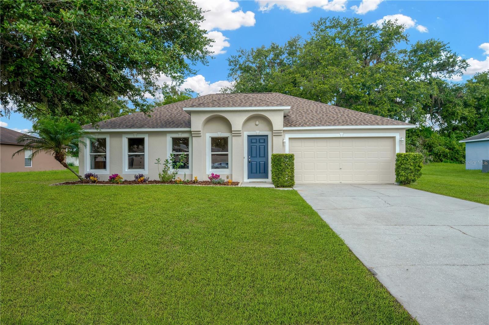 3826 Sleepy Hill Oaks Loop Property Photo 1