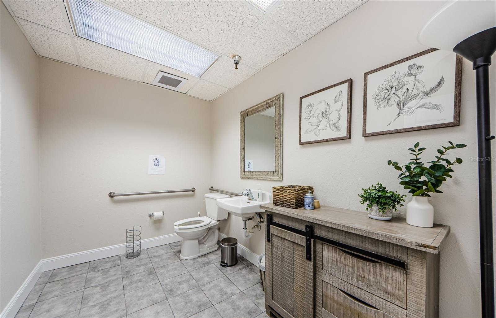 1601 E Bay Dr #2&3 Property Photo 24