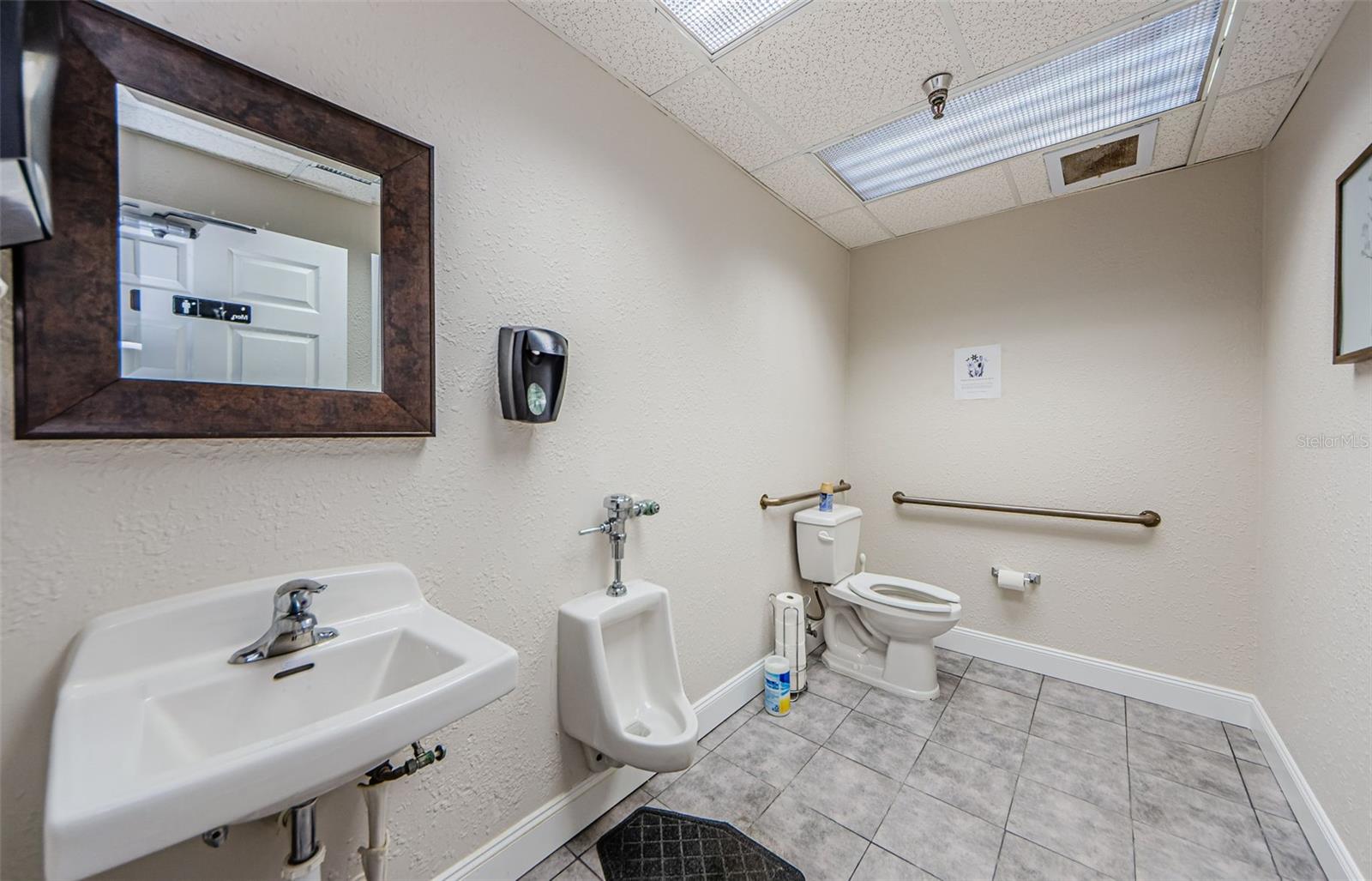 1601 E Bay Dr #2&3 Property Photo 25