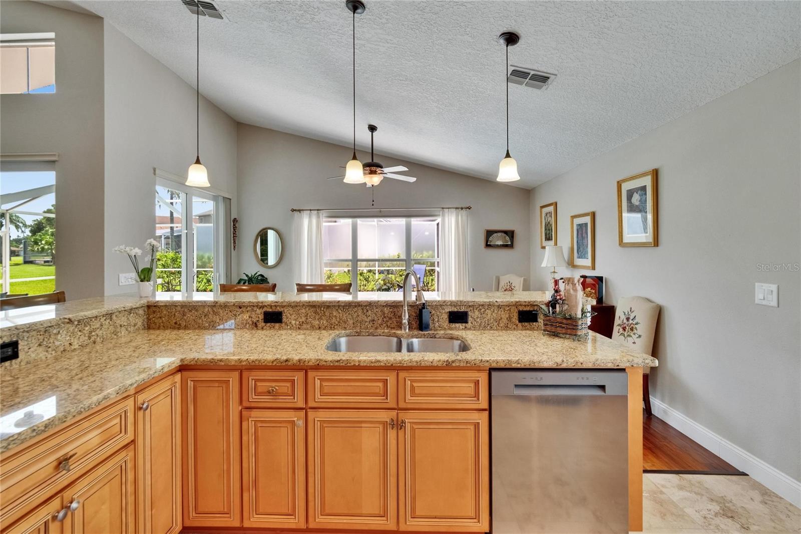 5303 Cottonwood Tree Cir Property Photo 24