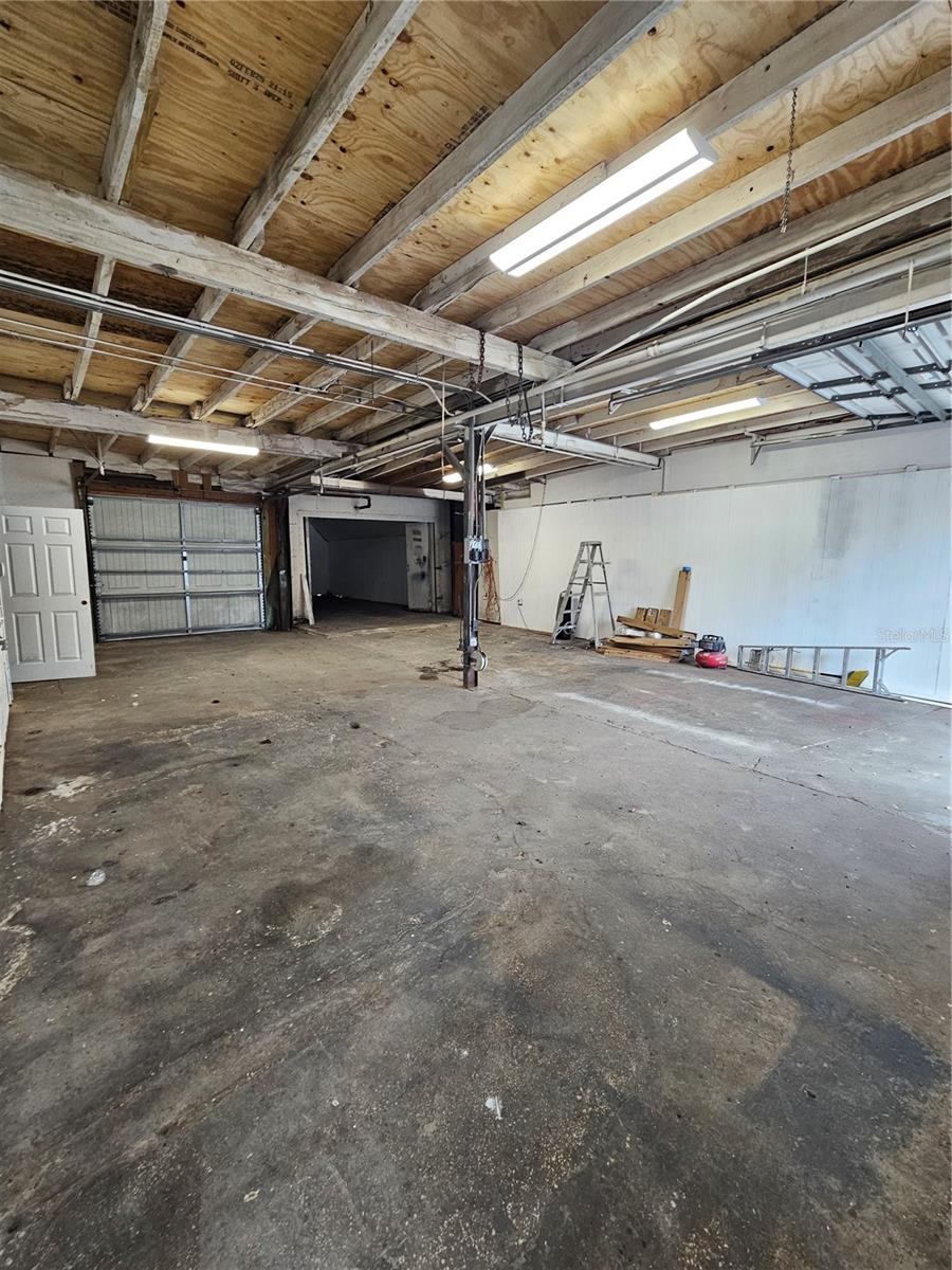 1711 Overbrook Ave #f Property Photo 3