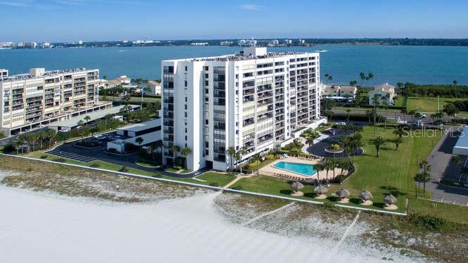 1460 GULF BLVD #409 Property Photo 1