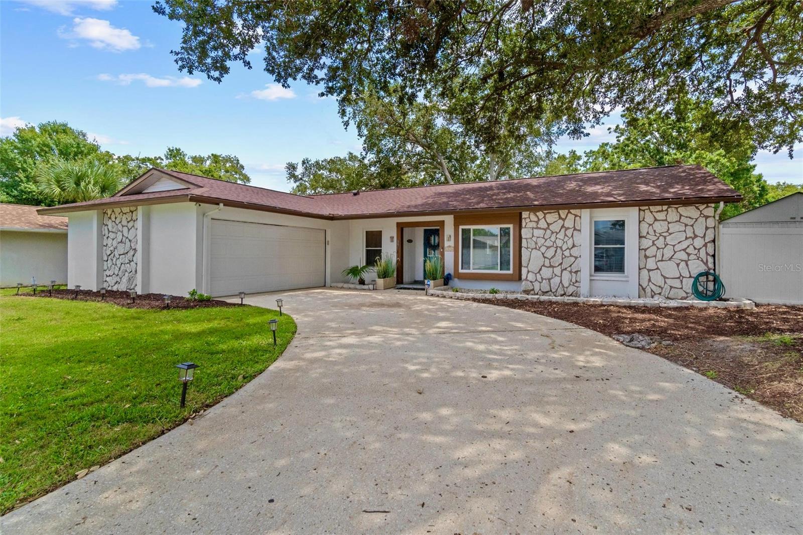 2824 Paddock Dr Property Photo 1