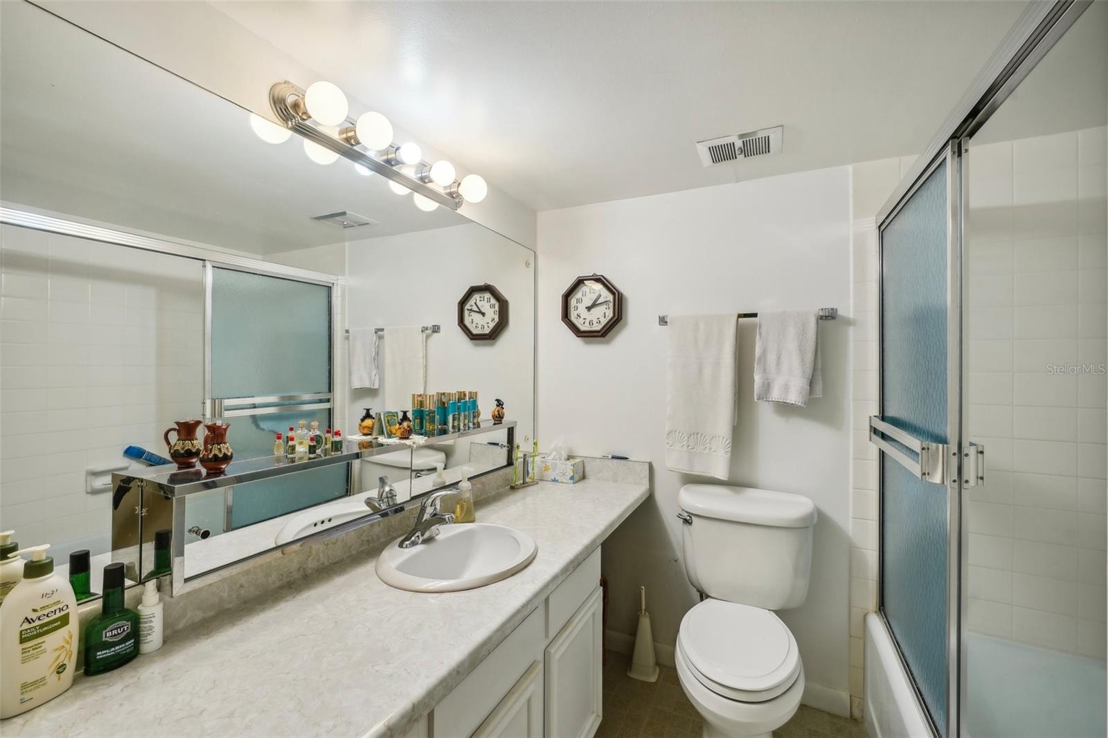 7400 Sun Island Dr S #802 Property Photo 30