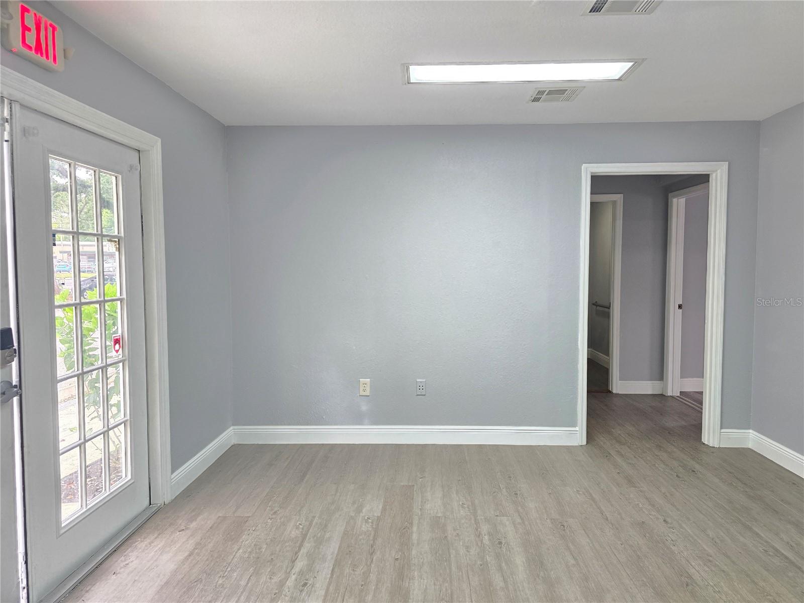 7901 N Nebraska Ave #100 Property Photo 6