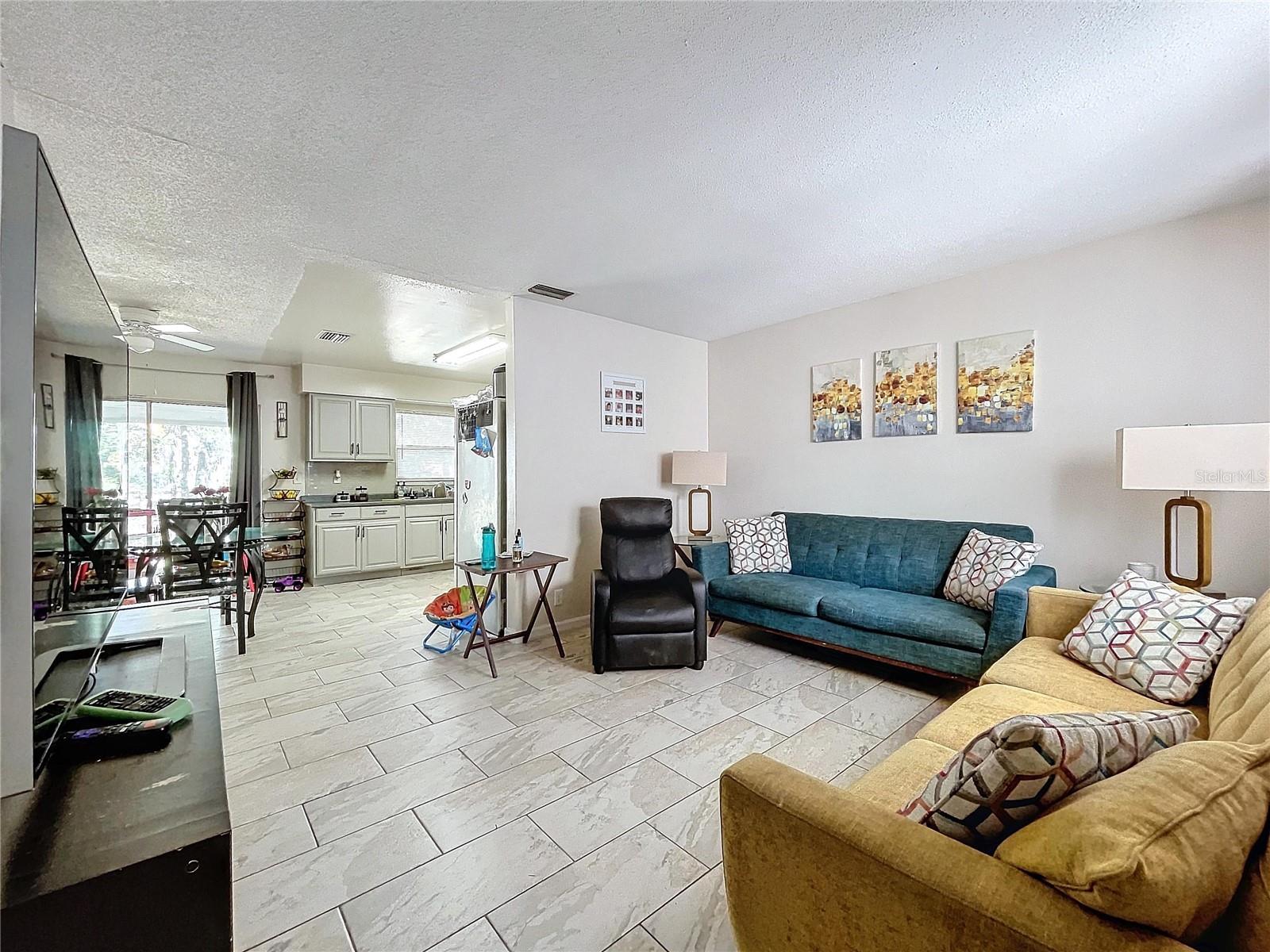 1585 W J Williams Ln Property Photo 3