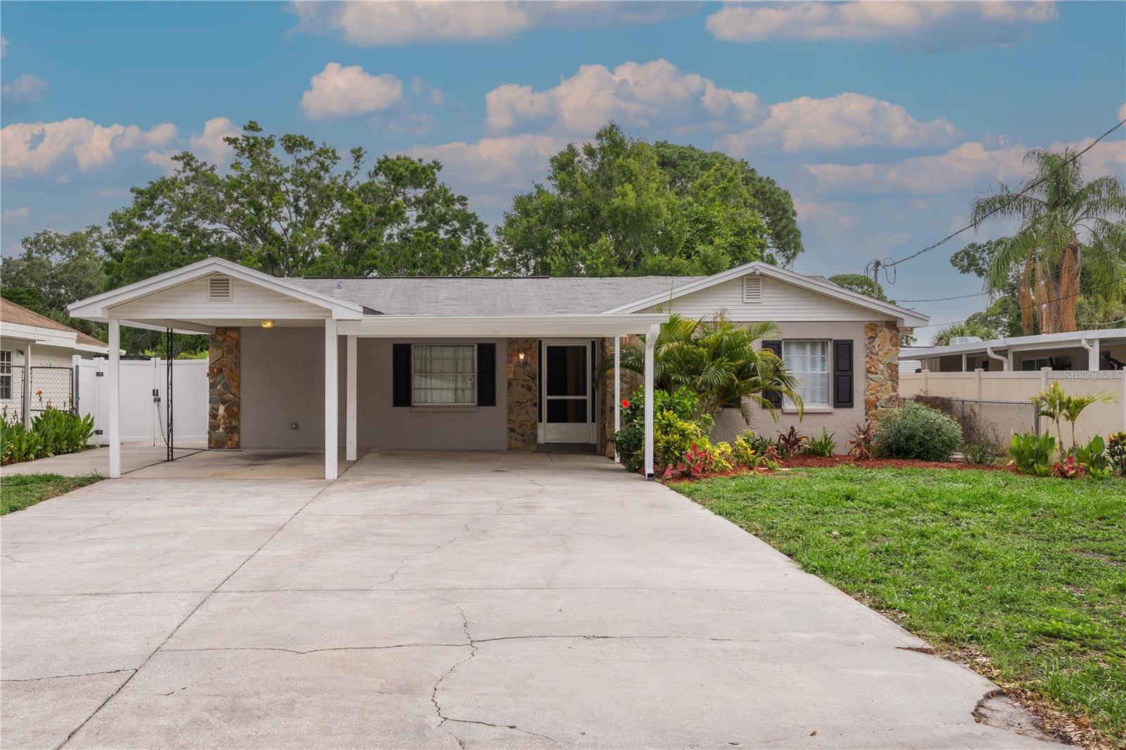 7503 Winchester Dr Property Photo 1