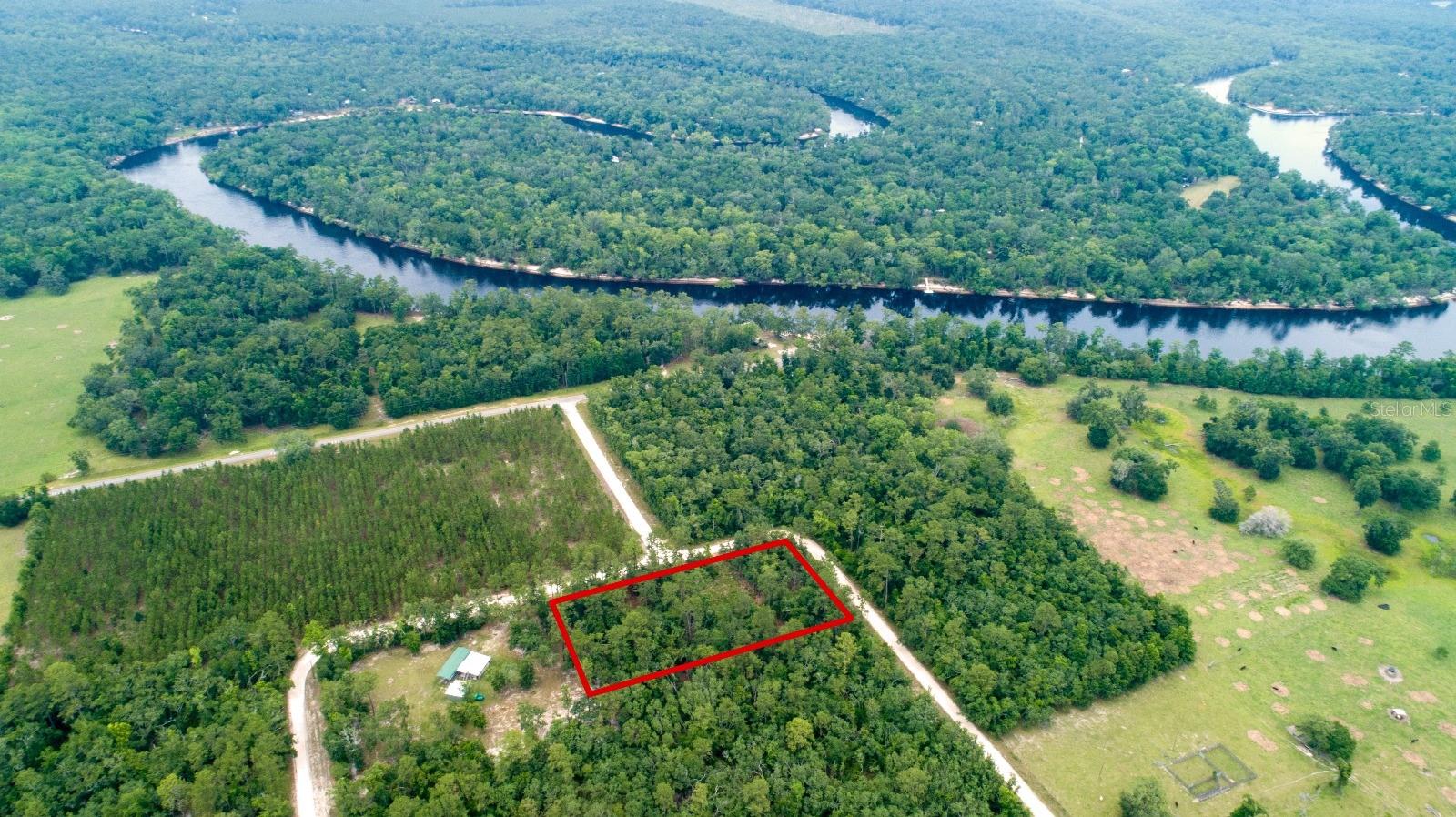 110 Se Deer Trail Rd Property Photo 1