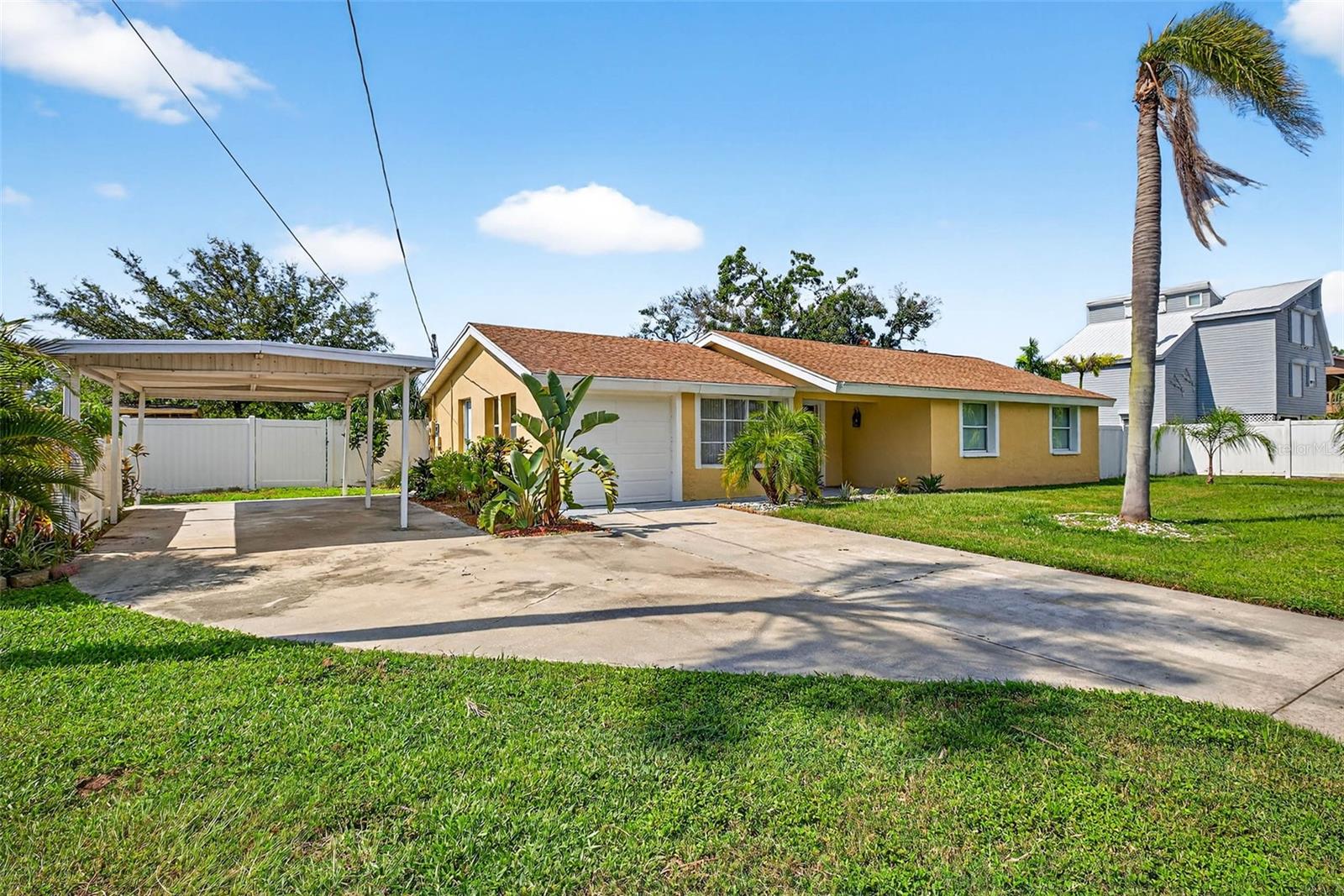 3225 W SHELL POINT RD Property Photo 1