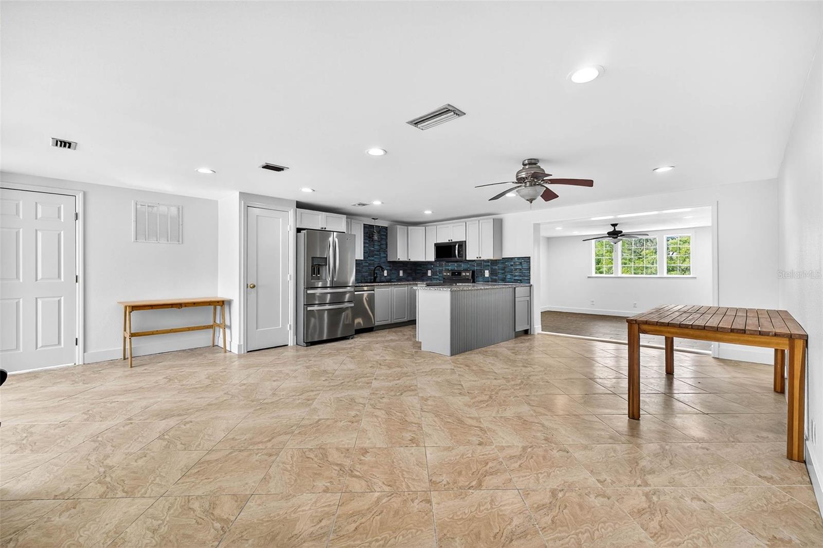 3225 W Shell Point Rd Property Photo 15