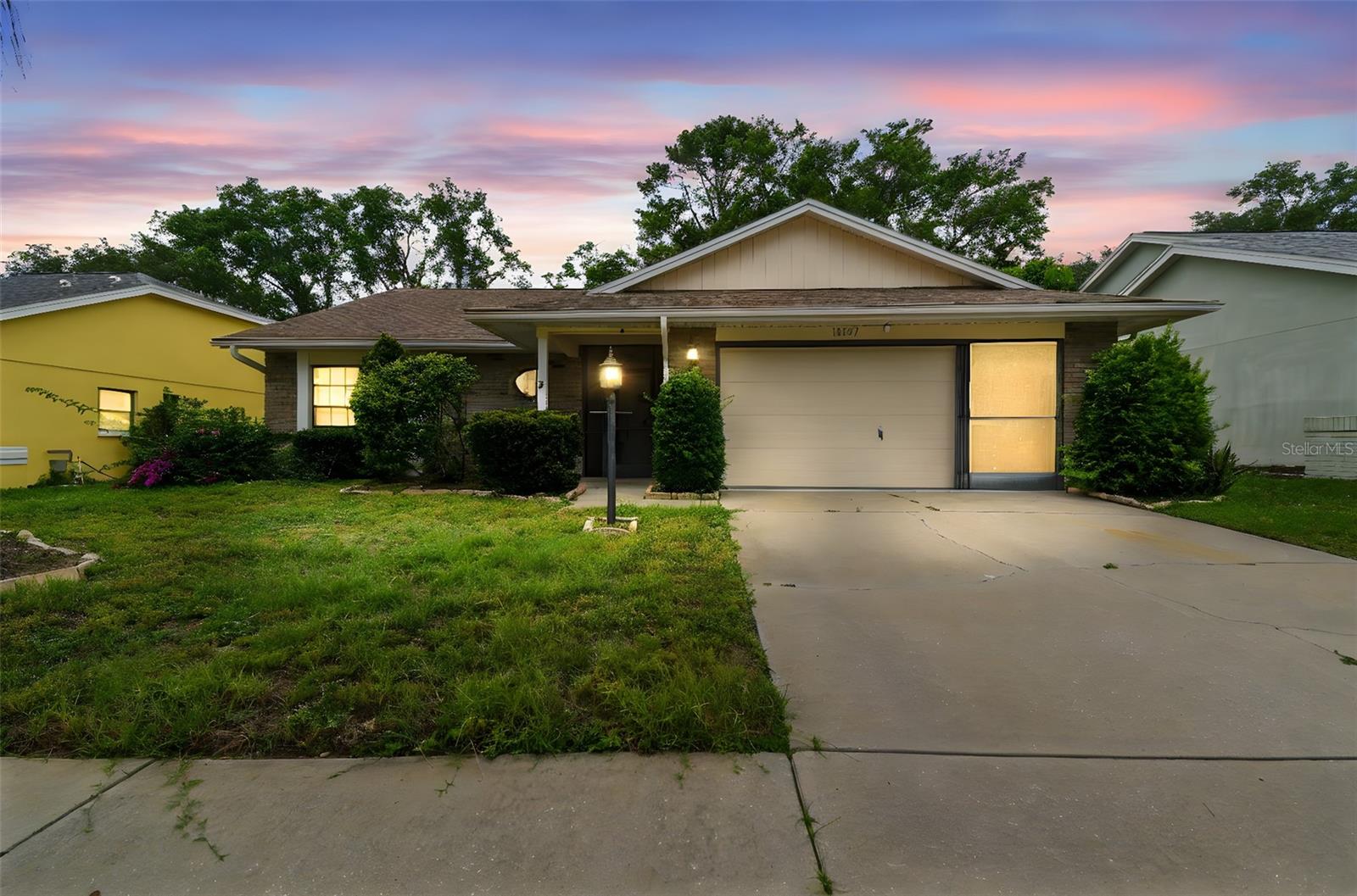 13127 Topflite Ct Property Photo 1