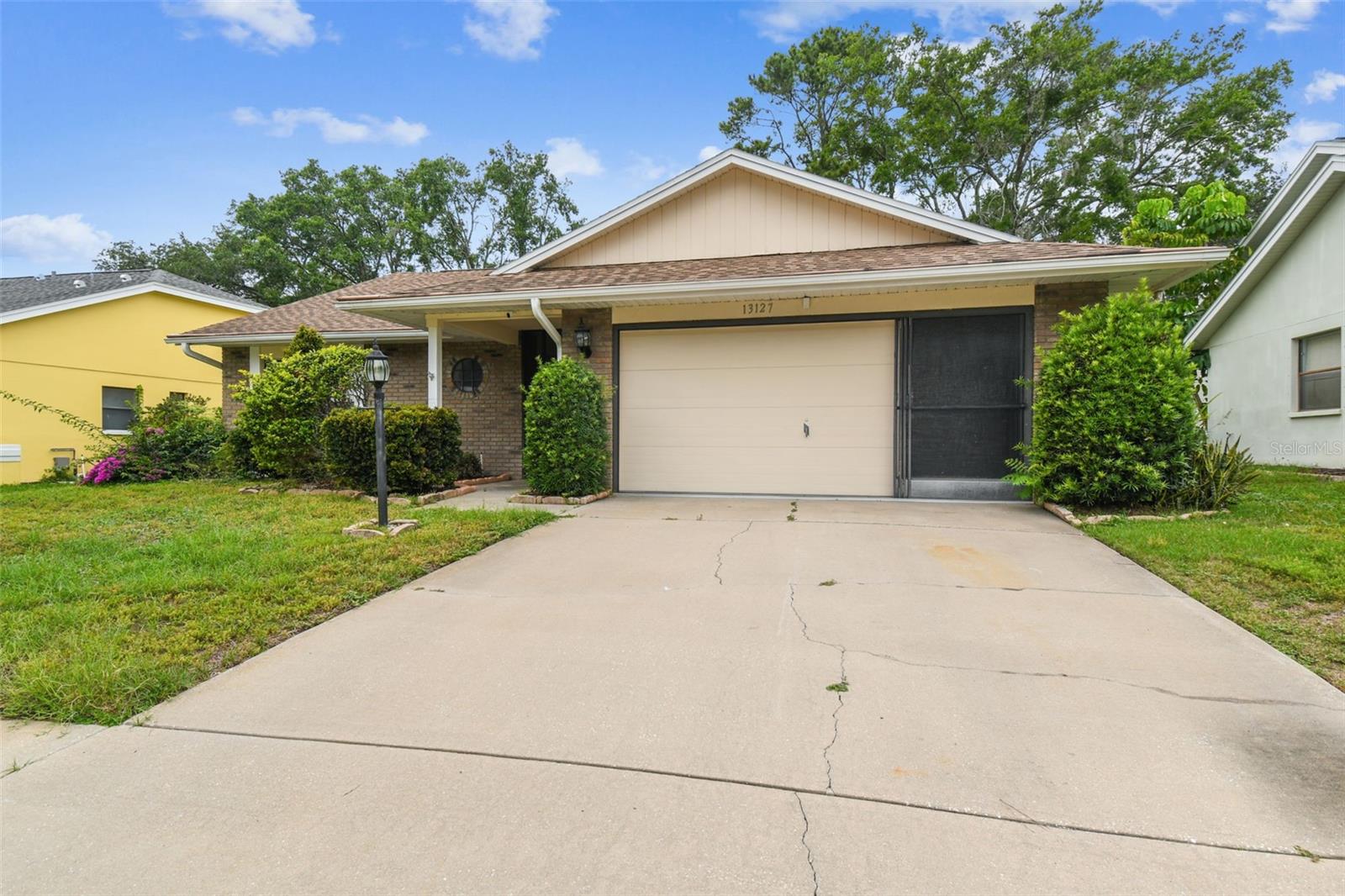 13127 Topflite Ct Property Photo 2