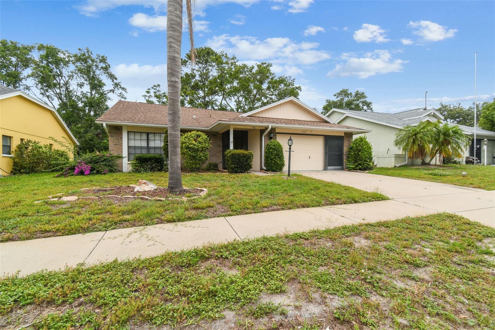 13127 Topflite Ct Property Photo 4