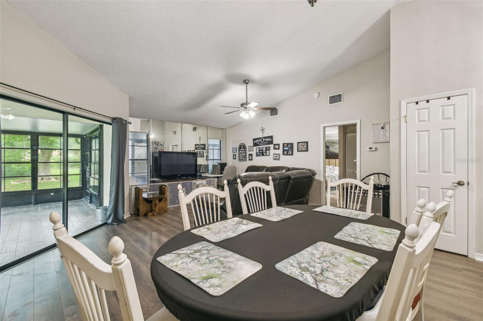 13127 Topflite Ct Property Photo 20