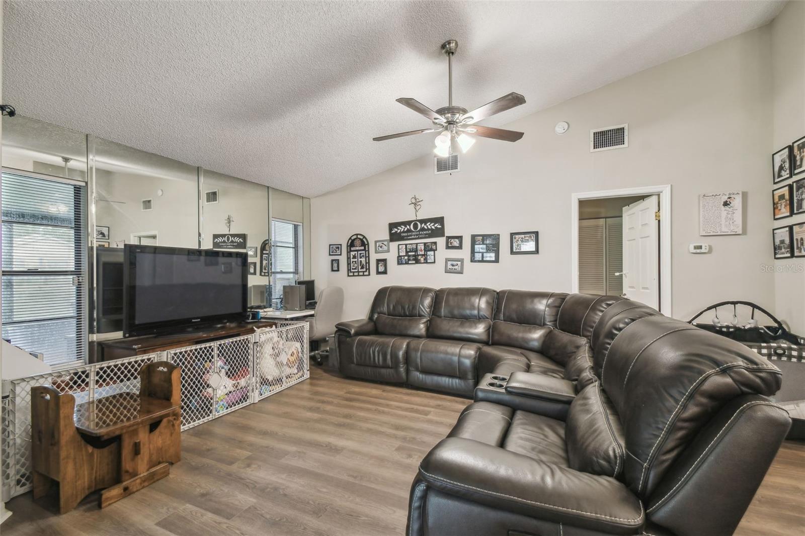 13127 Topflite Ct Property Photo 21