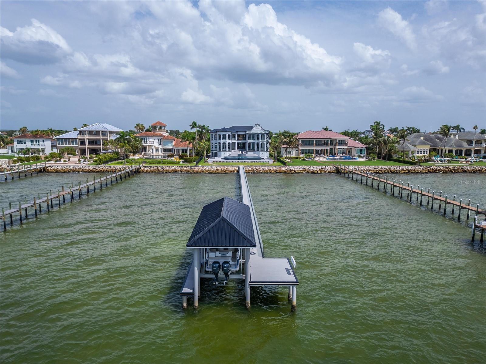 6526 Surfside Blvd Property Photo 86