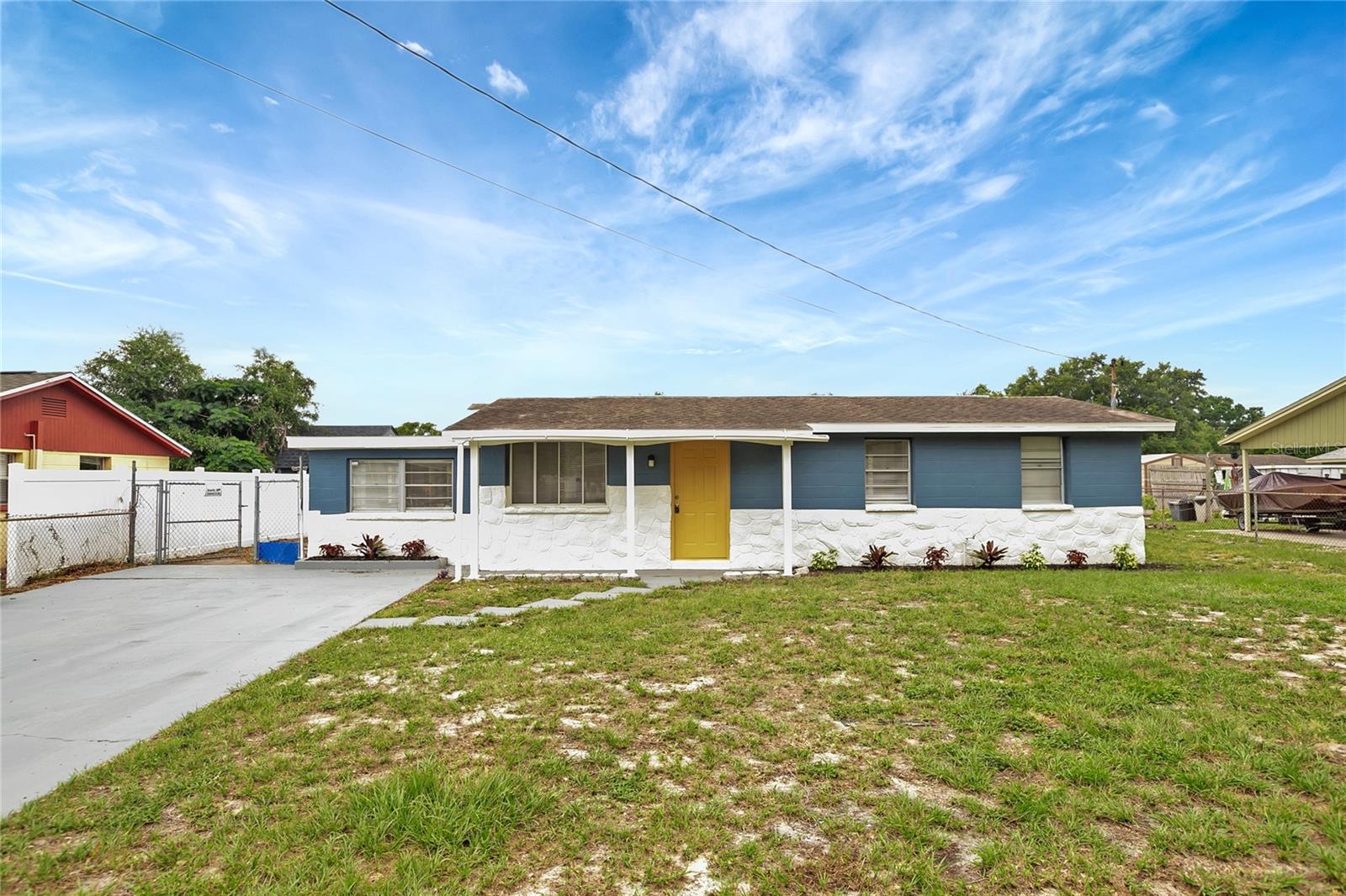3204 Dodge St Property Photo 1