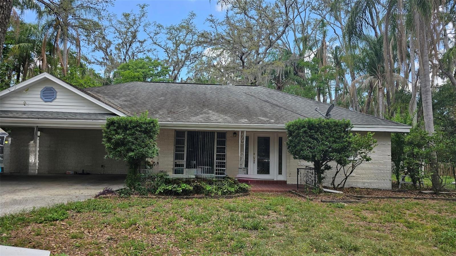 17306 Livingston Ave Property Photo 1