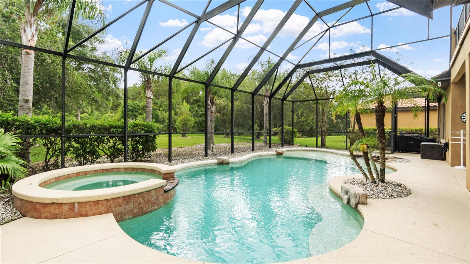 20023 Pergola Bend Ln Property Photo 7