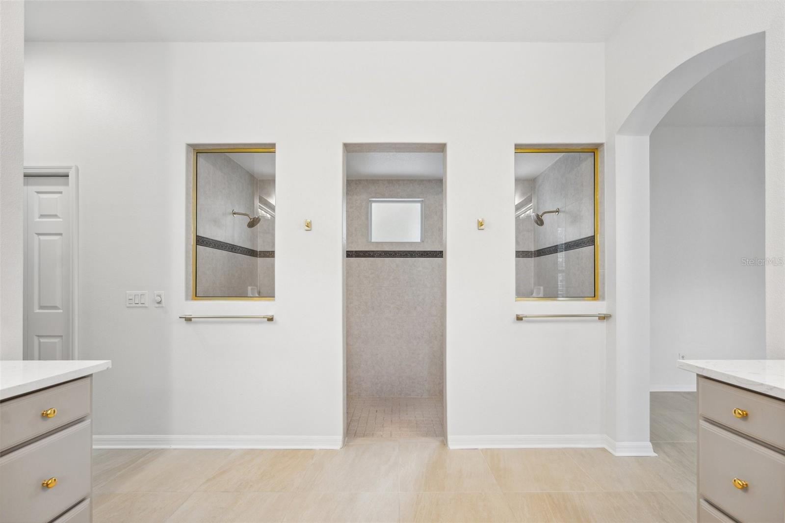 17802 Mission Oak Dr Property Photo 17