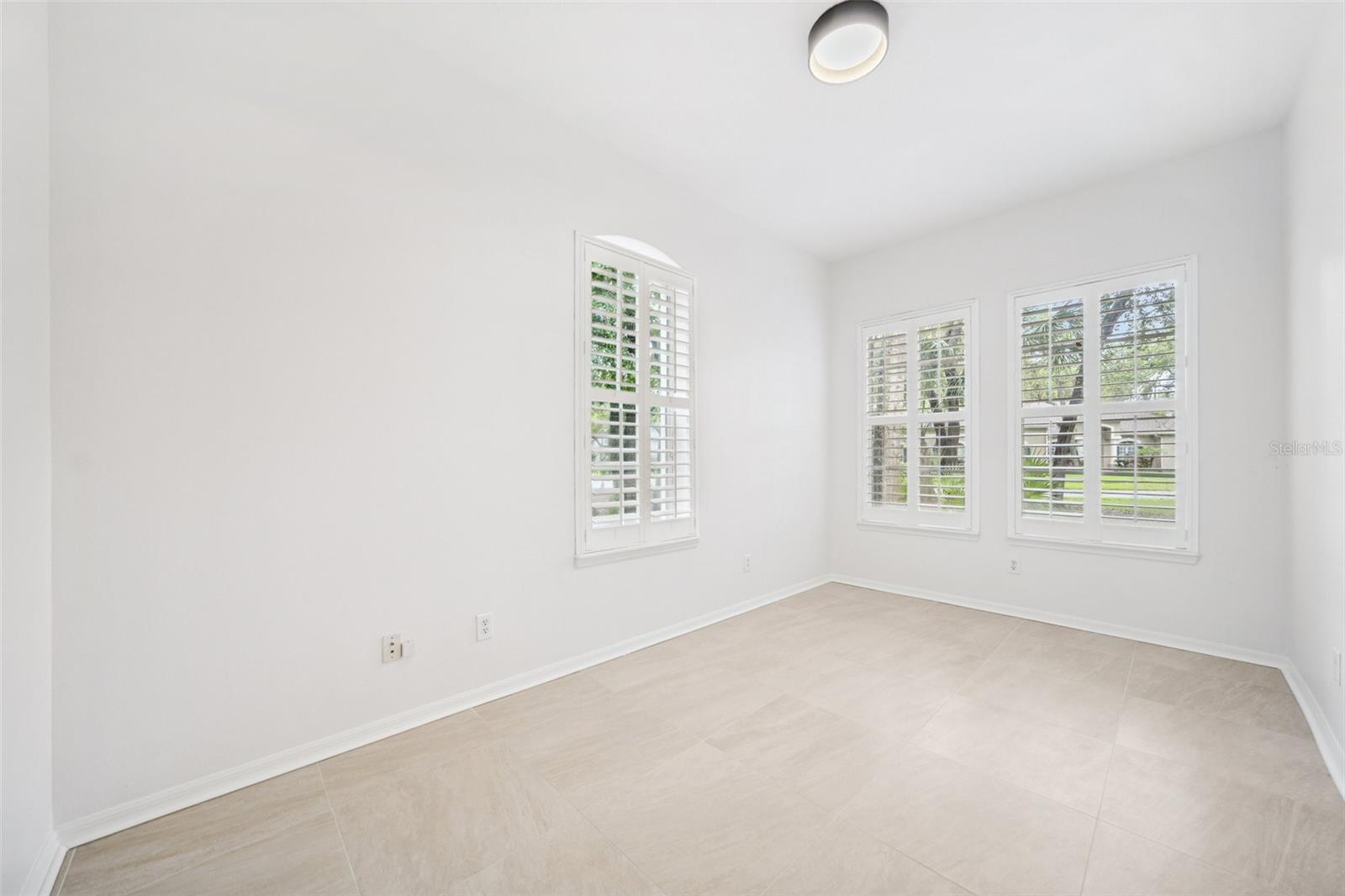 17802 Mission Oak Dr Property Photo 20