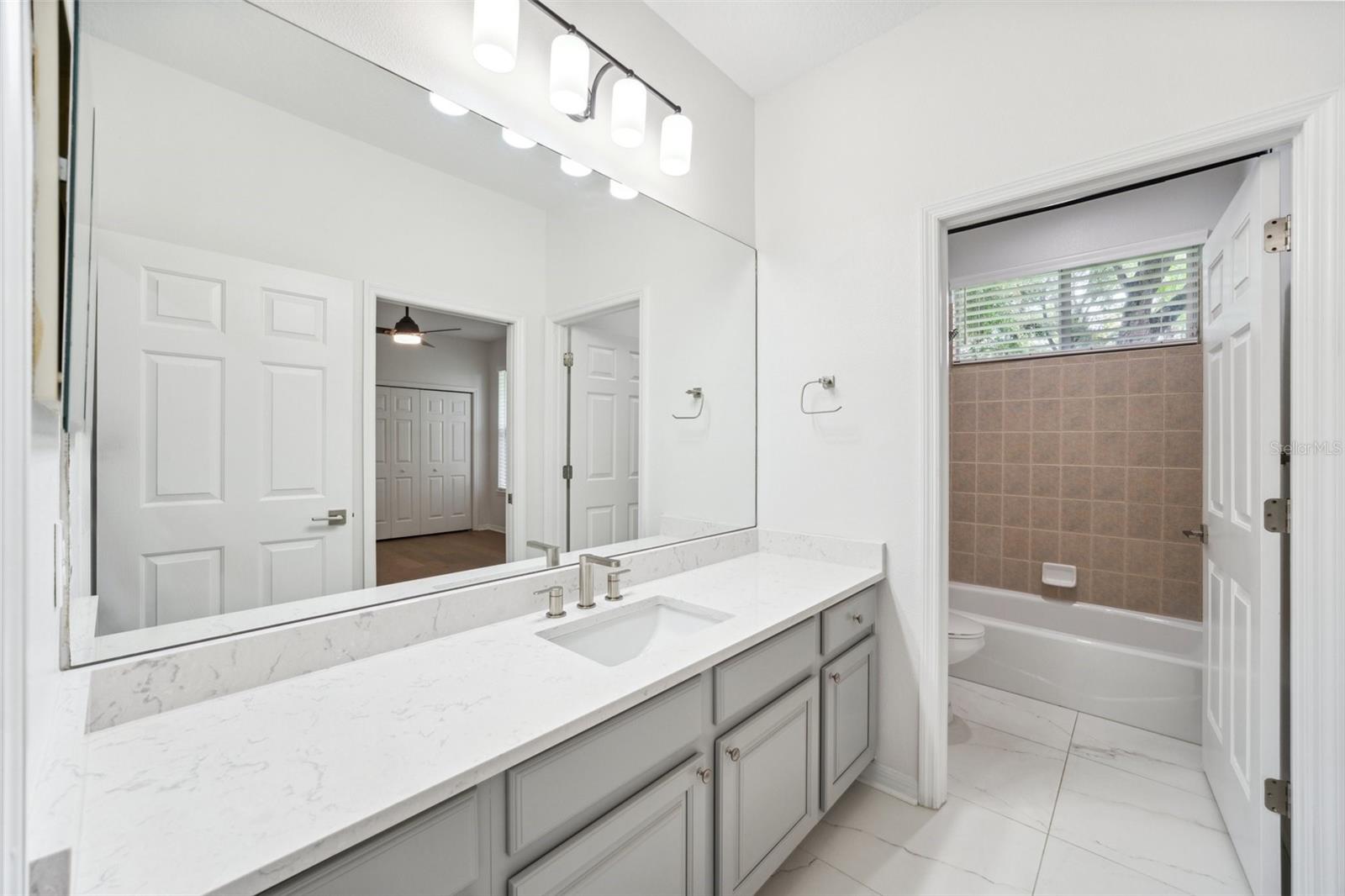 17802 Mission Oak Dr Property Photo 52