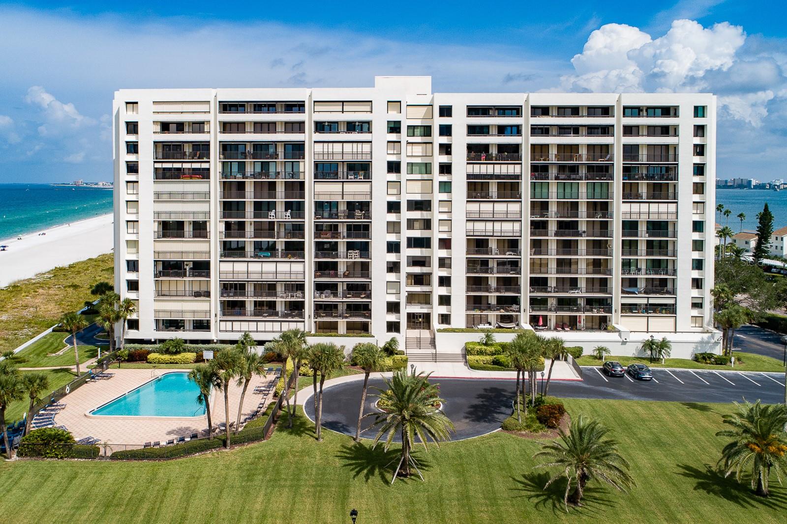 1460 Gulf Blvd #1105 Property Photo 11