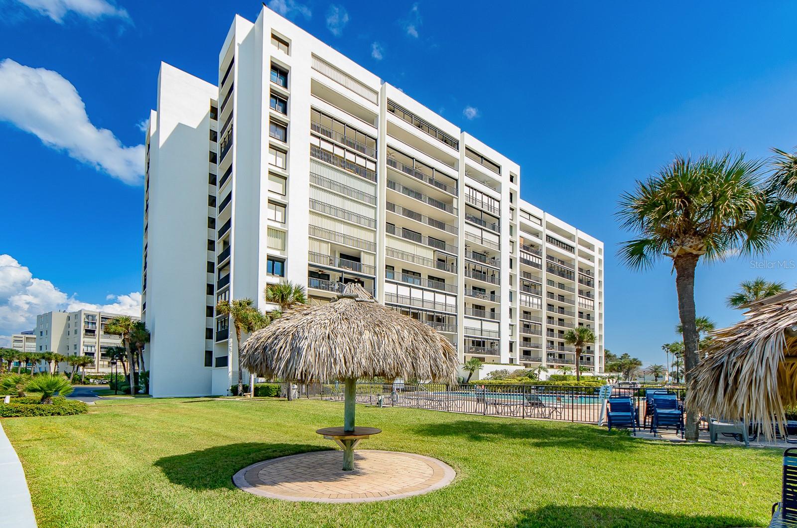 1460 Gulf Blvd #1105 Property Photo 16