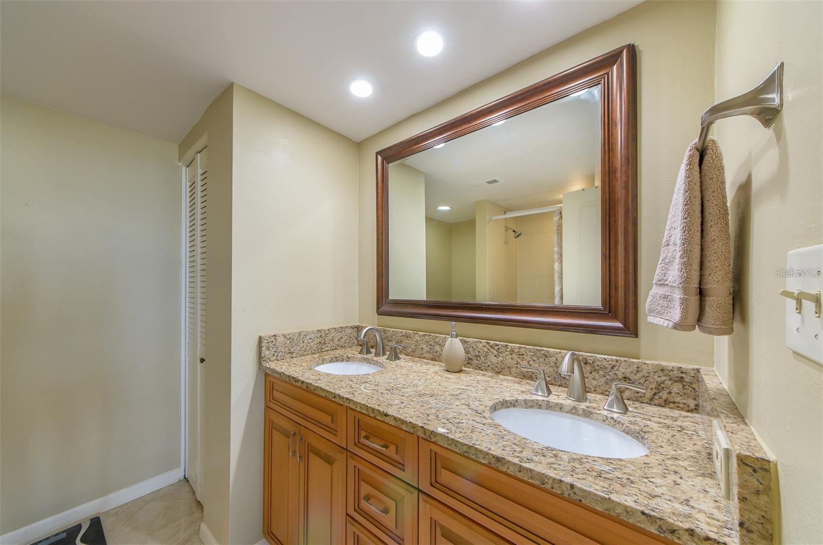 1460 Gulf Blvd #1105 Property Photo 19