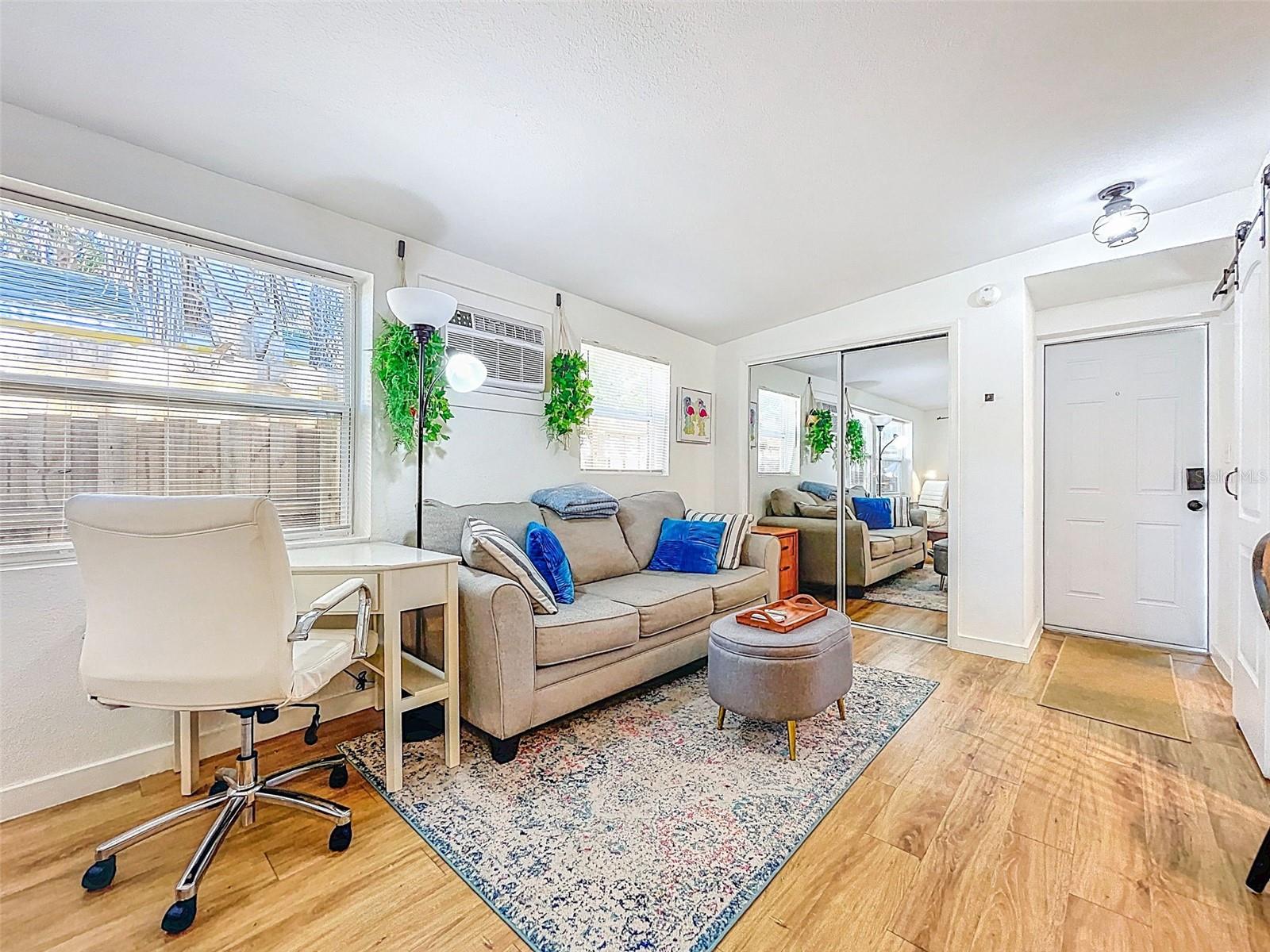 1600 Pasadena Dr #b Property Photo 8