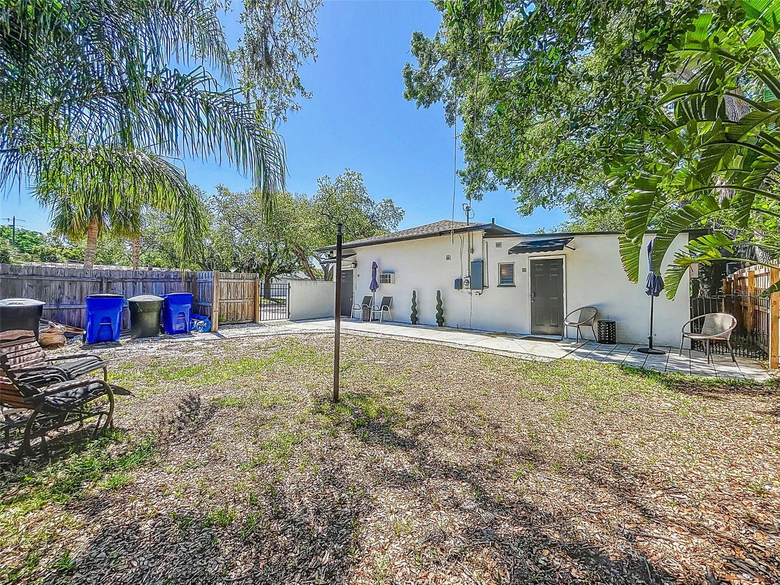1600 Pasadena Dr #b Property Photo 11