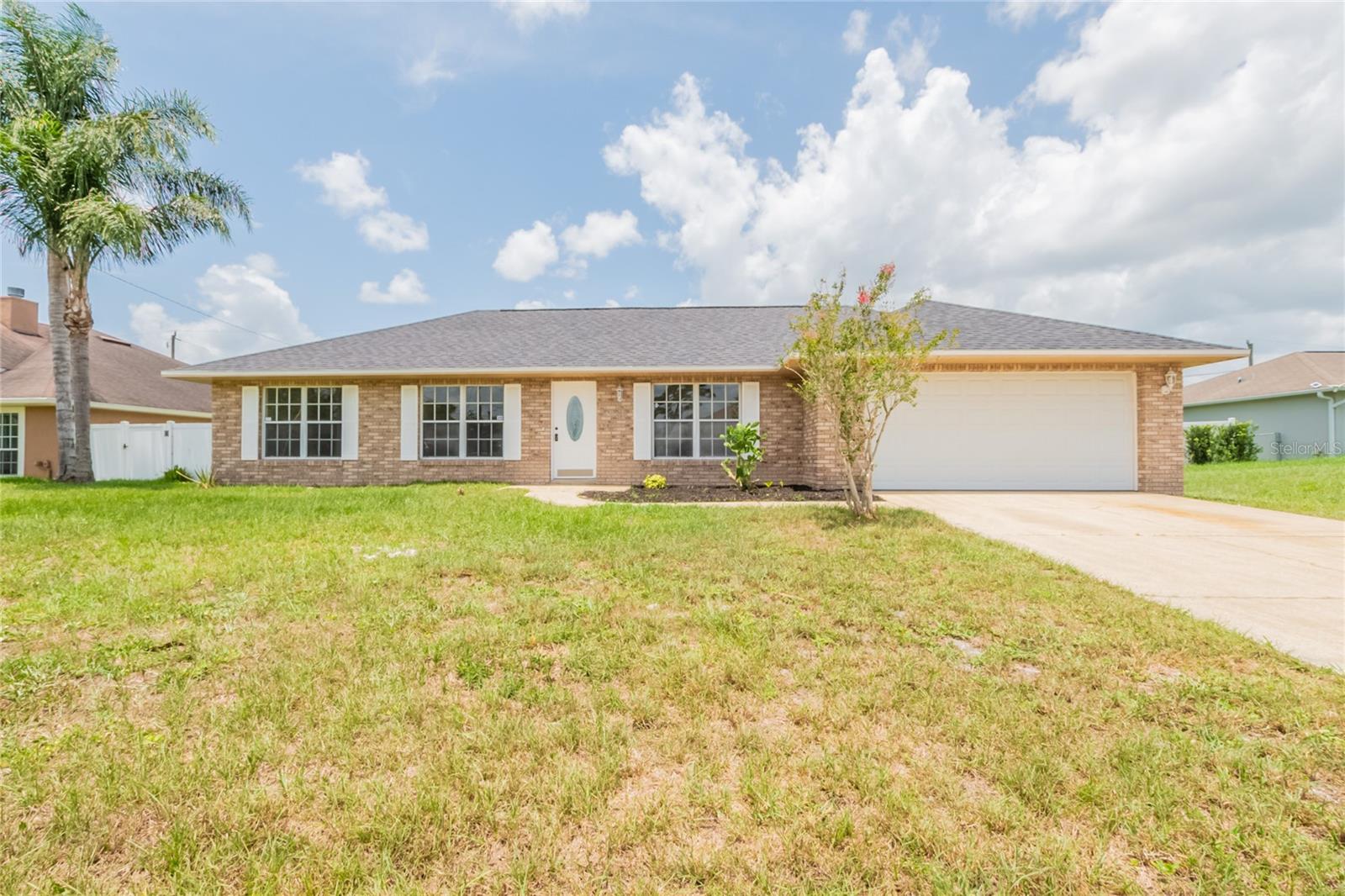 1856 LAREDO DR