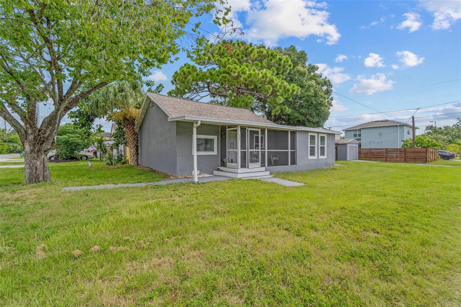 6426 S Himes Ave Property Photo 17