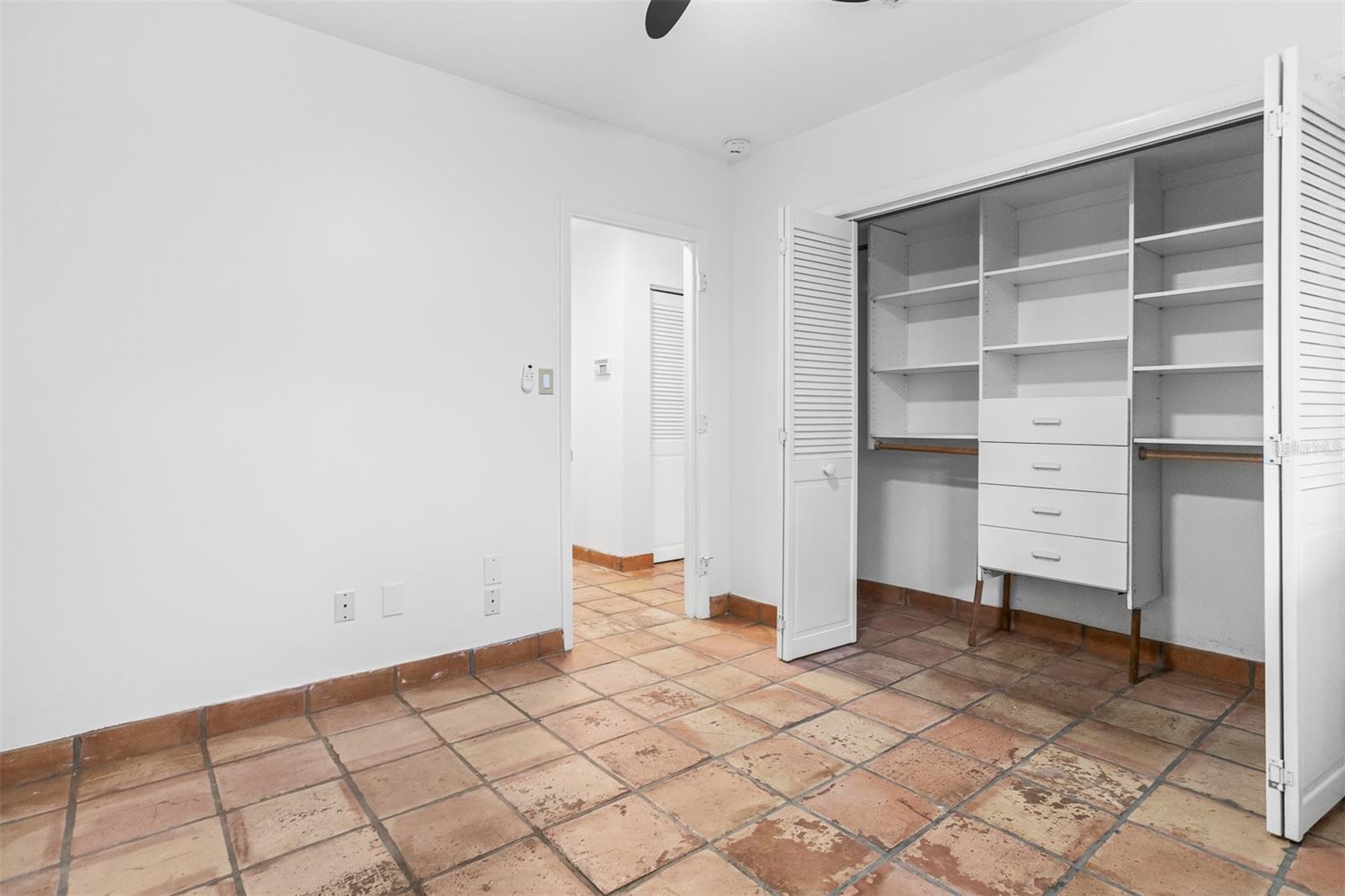 593 Marmora Ave Property Photo 8