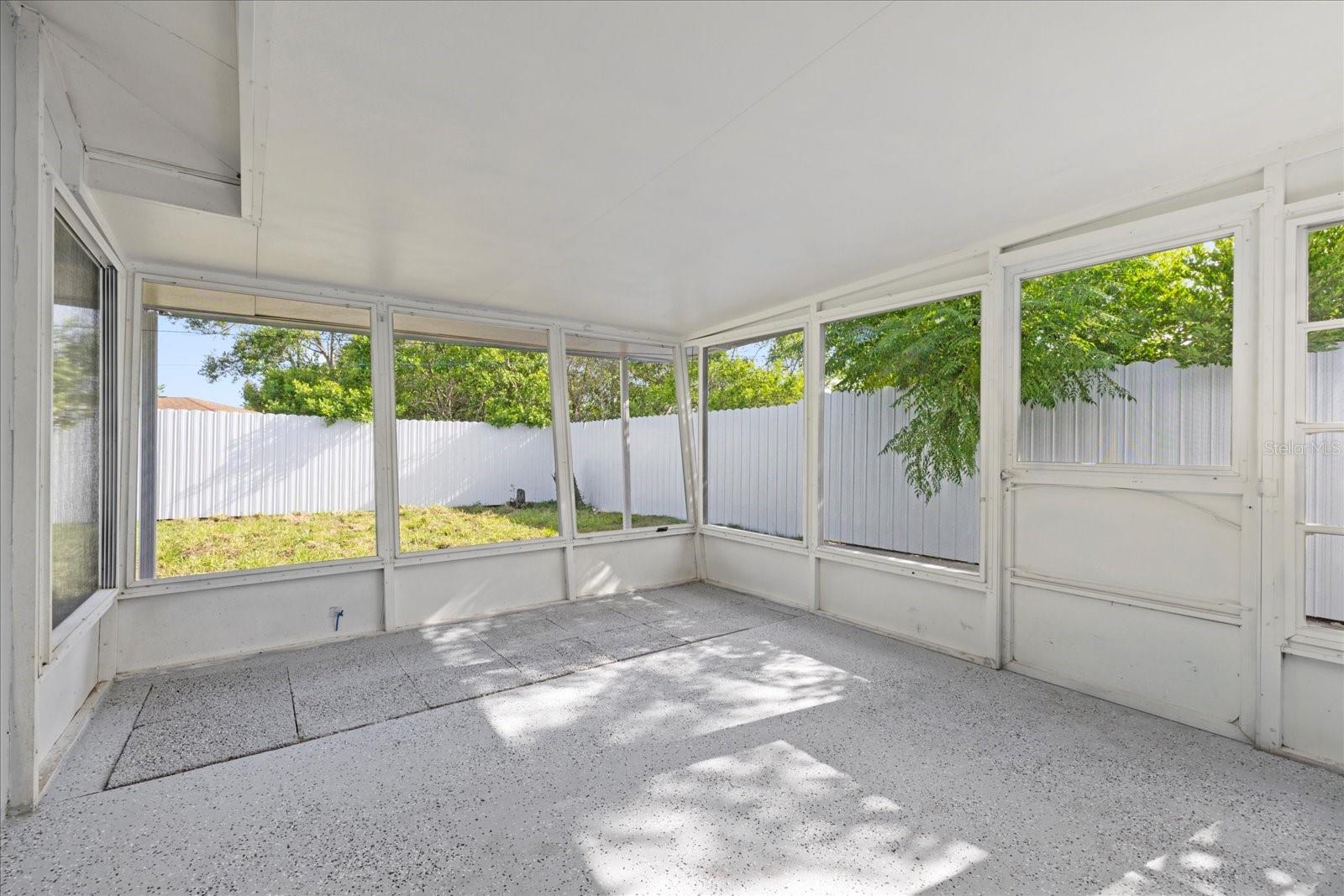 8030 Jasmine Blvd Property Photo 24