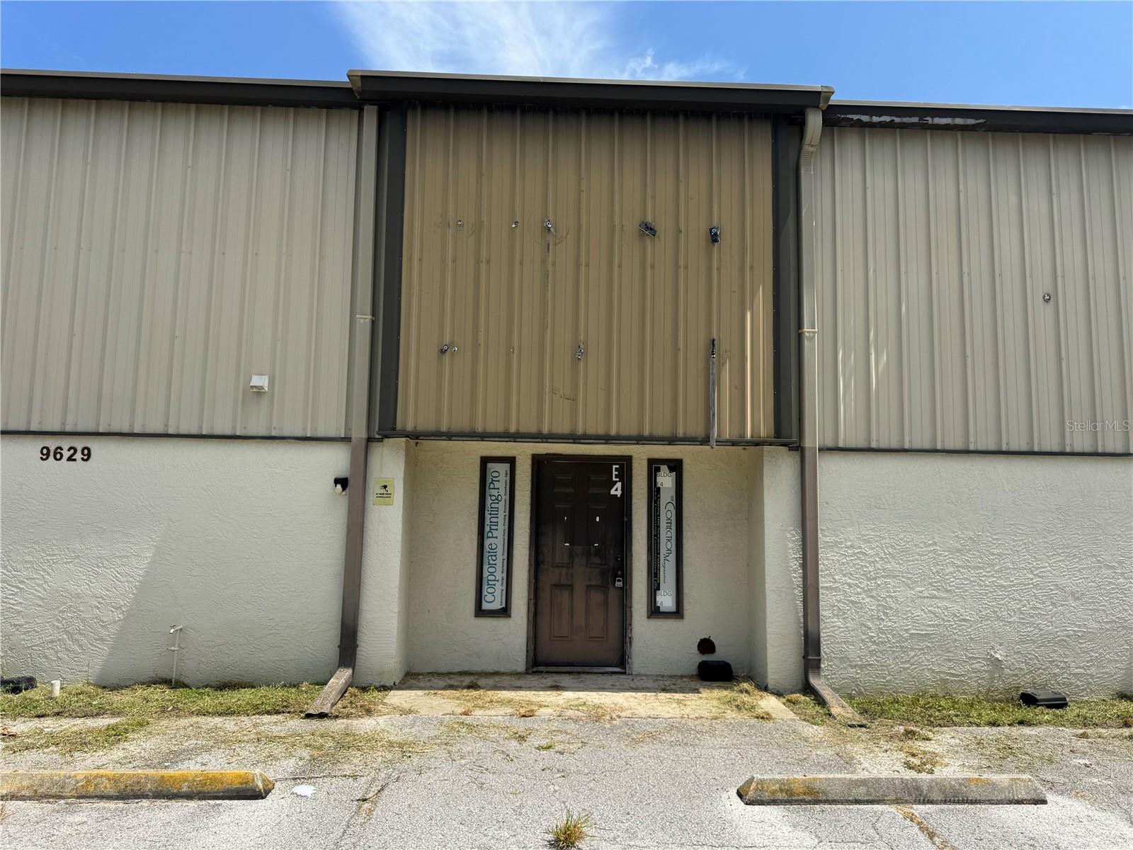 9629 Amilia Dr #e4 Property Photo 1