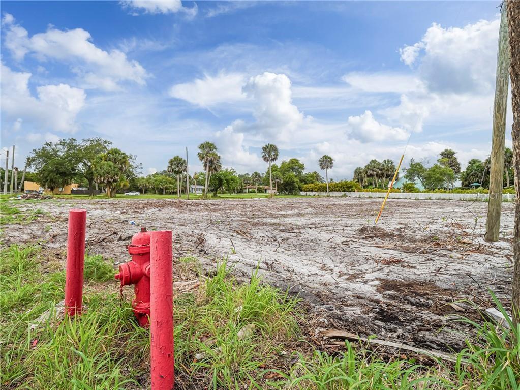 TB8394993 Property Photo 8