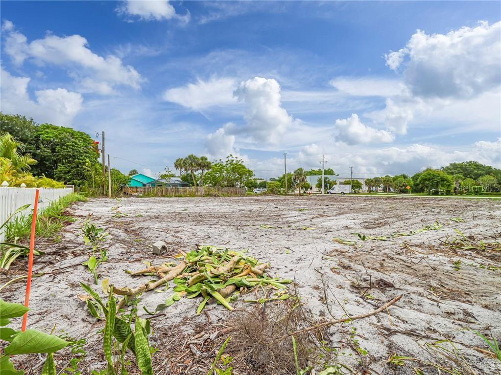 TB8394993 Property Photo 10