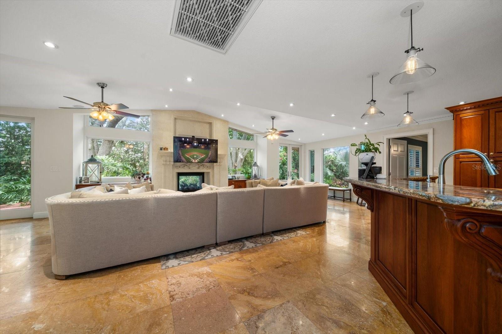 7 Rosery Ln Property Photo 20