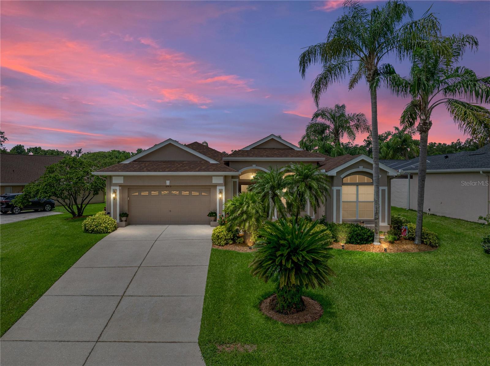 12413 Woodlands Cir Property Photo 1
